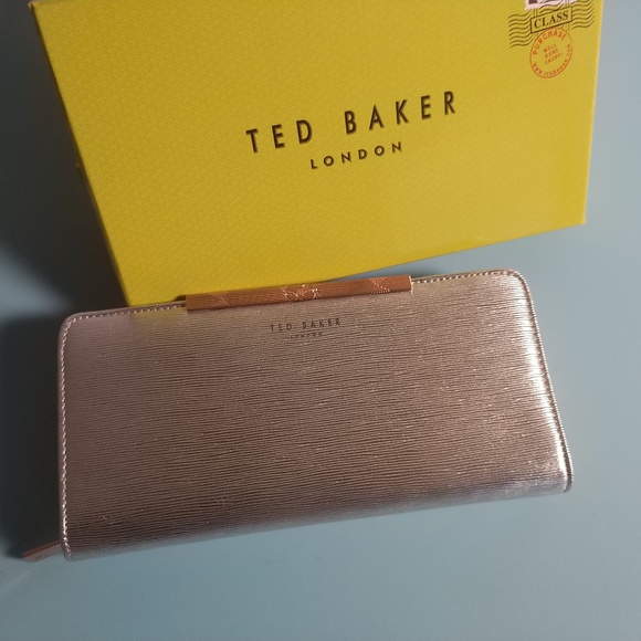 Ted Baker Metallic Wallet - Picture 8 of 8